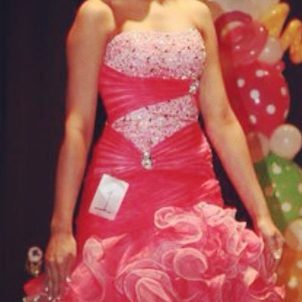 Pageant / prom dress